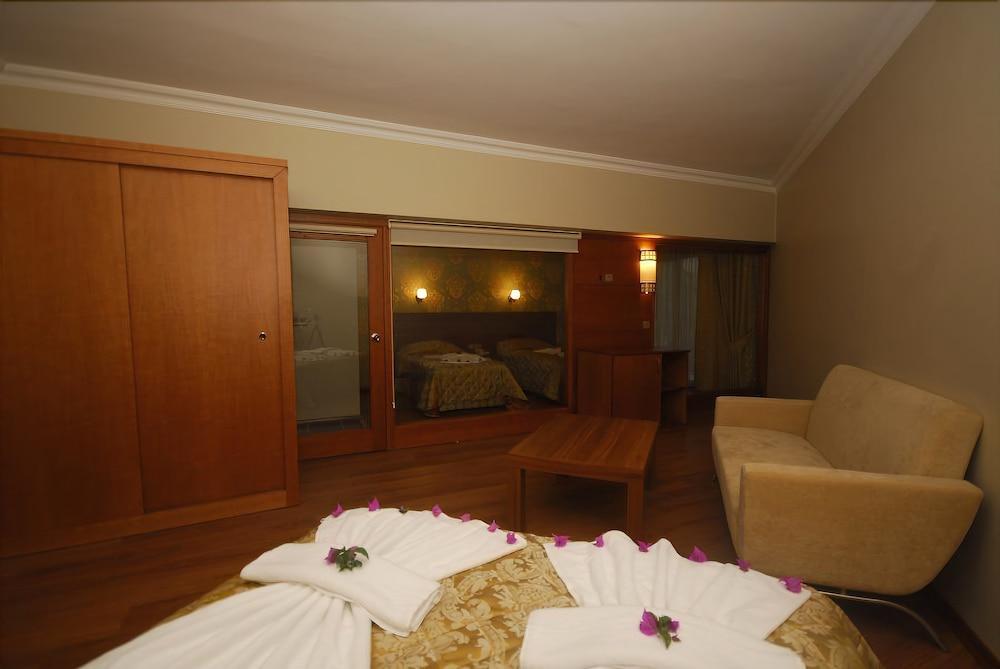 Meril Club Hotel Marmaris (Adults Only) ทูรุนช์ ภายนอก รูปภาพ